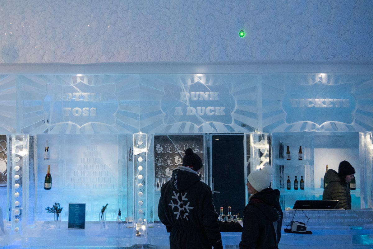 Bar de l'Ice Bar de Jukkasjarvi