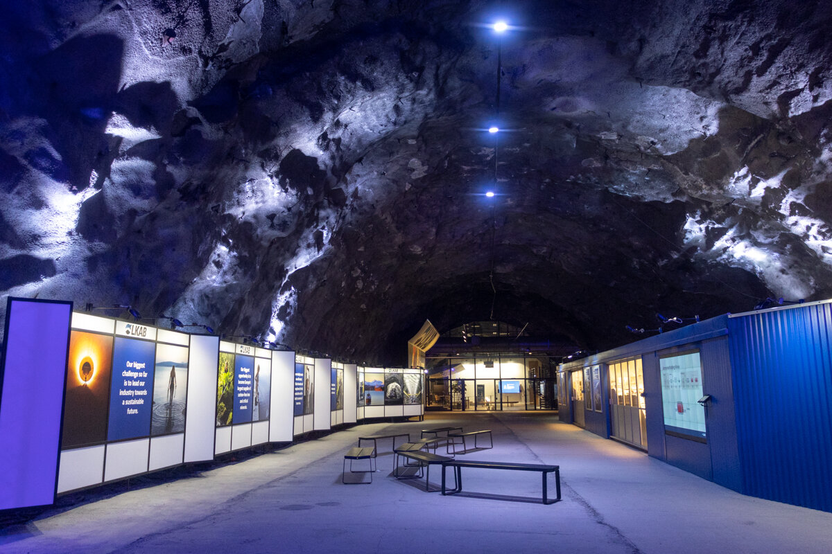 Panneaux d'explications à l'intérieur de la mine de Kiruna