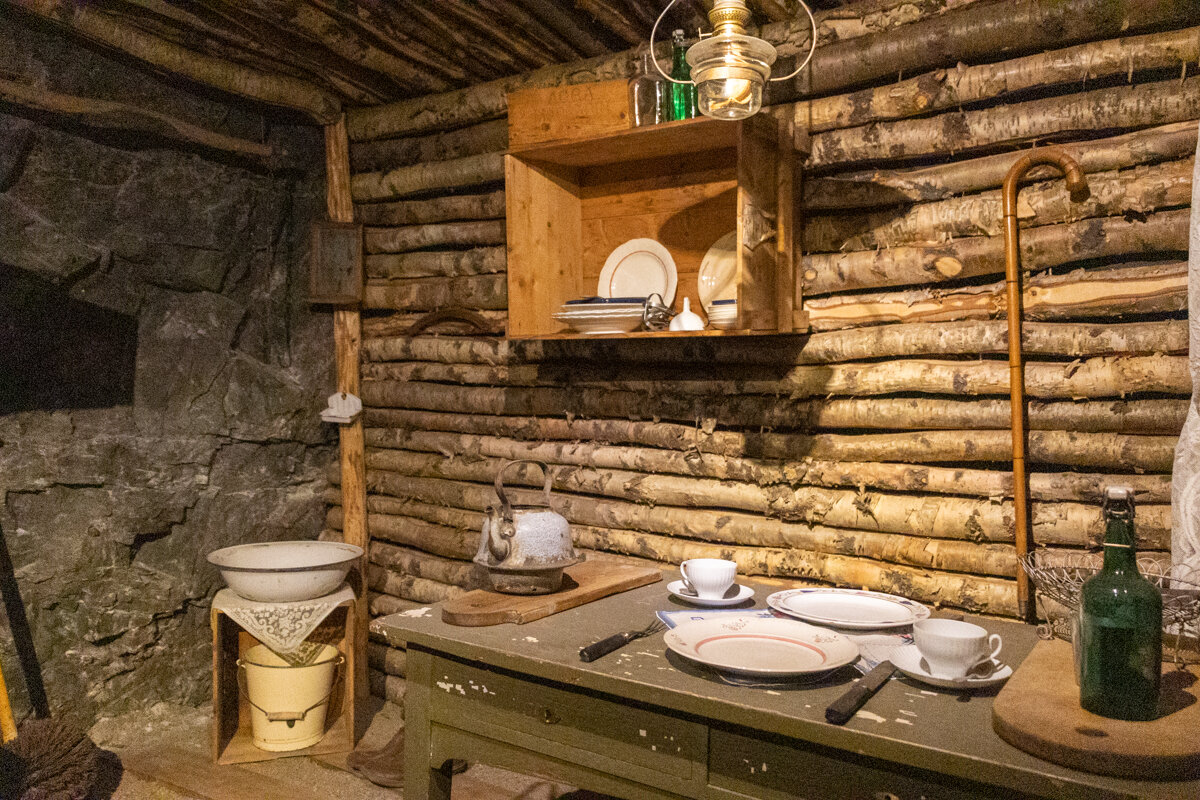 Reconstitution de l'intérieur d'une maison de mineur à Kiruna