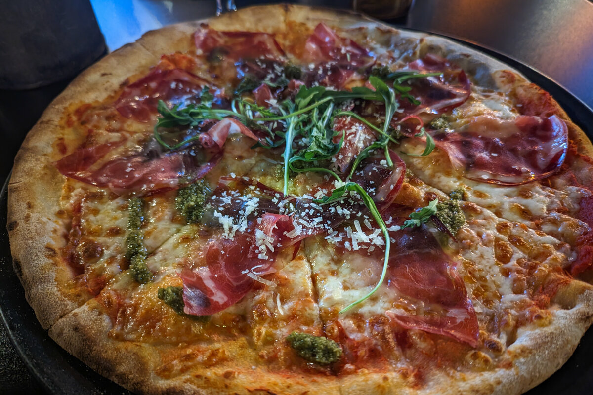 Pizza dans l'Eden Pub Restaurant à Kiruna